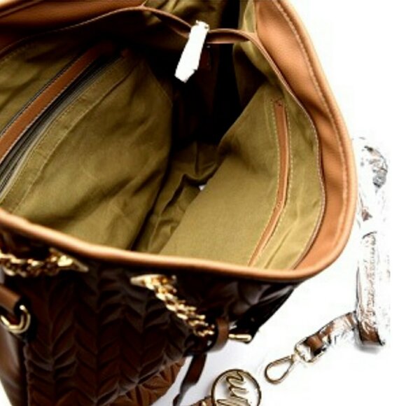 Le Miel TAN Woven Pattern Gold Medallion Shoulder Handbag - Picture 6 of 6